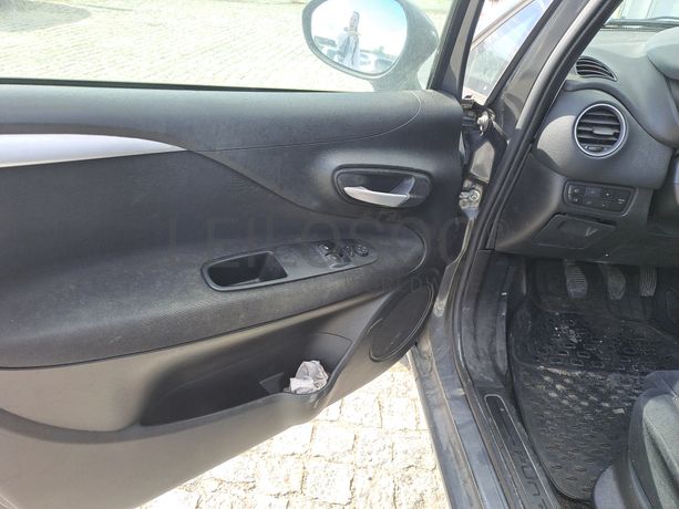 Fiat Punto · Ano 2013