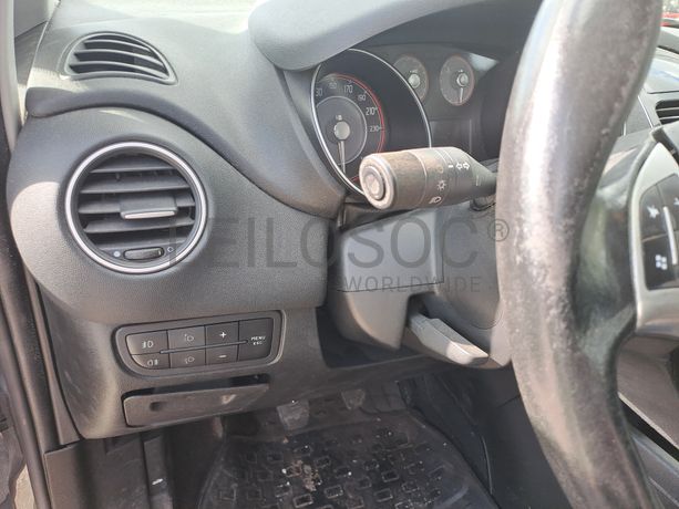 Fiat Punto · Ano 2013