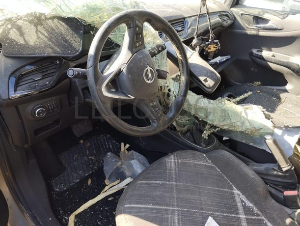 Opel Corsa · Ano 2015