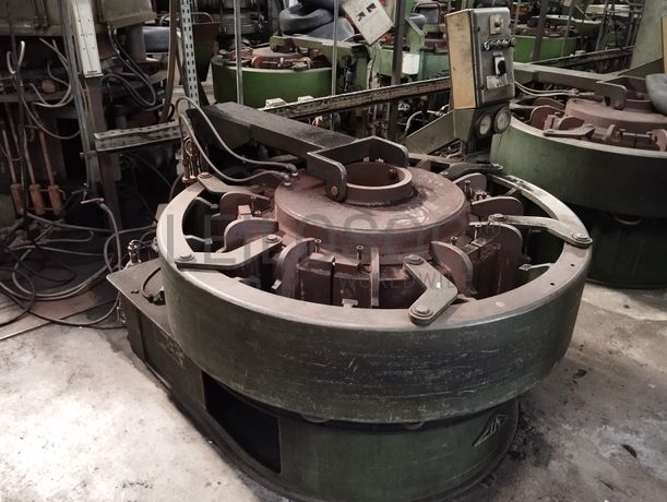 Prensa de Vulcanização de Pneus