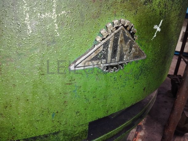 Prensa Vulcanização de Pneus