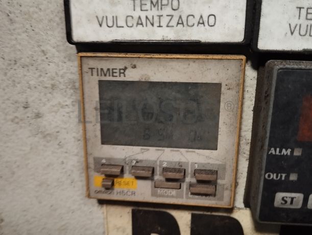 Prensa vulcanização de pneus