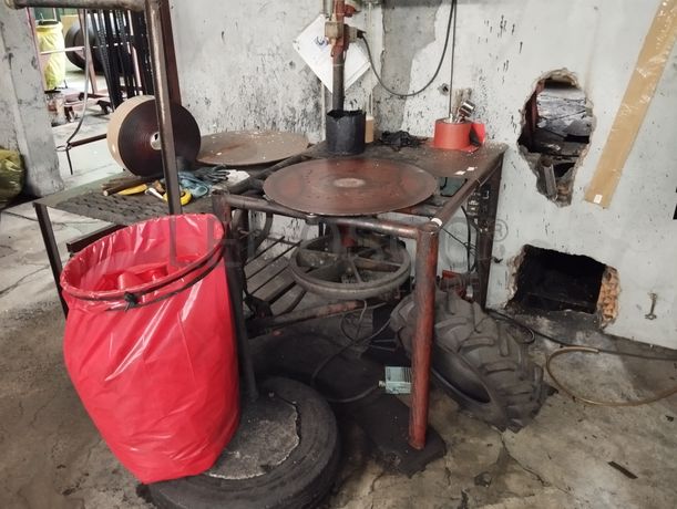 Equipamento de Calibragem · Equipamento de Rodar Pneus · Bancada Giratória · Mesa de Montagem