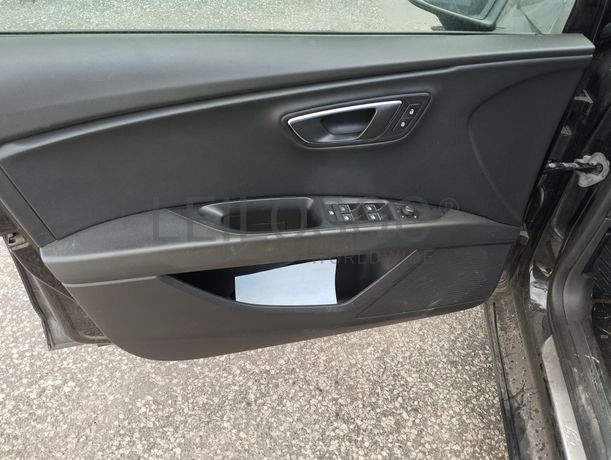 Seat Leon TDI · Ano 2015