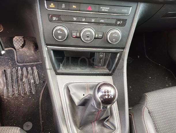 Seat Leon TDI · Ano 2015