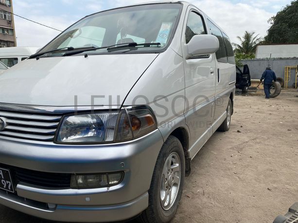Toyota Hiace Regius