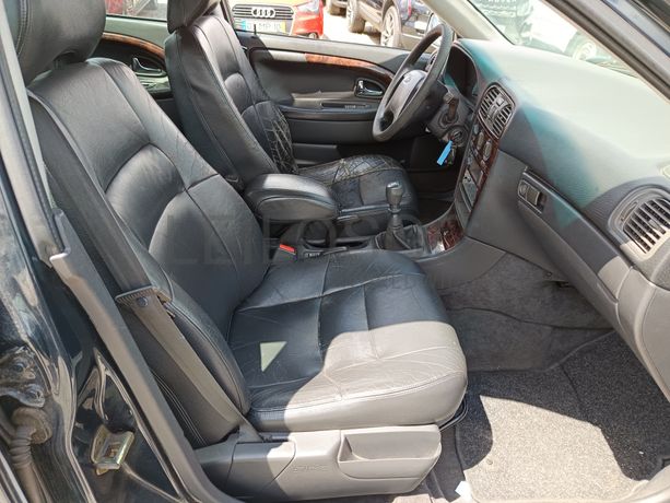 Volvo V40 · Ano 1998