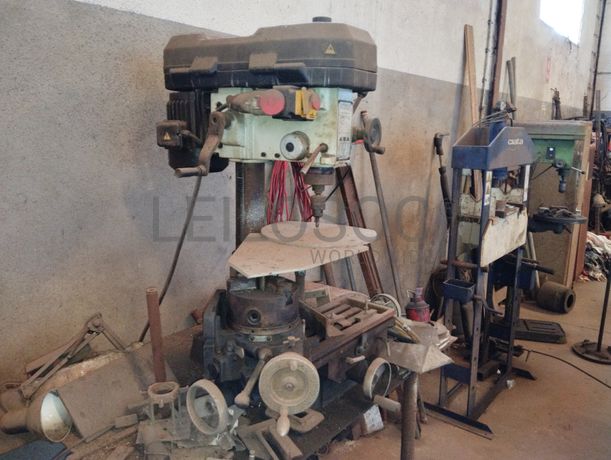 Maquinaria · Diversos