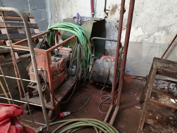 Moldes · Porta paletes· Diversos