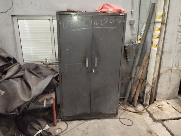 Moldes · Porta paletes· Diversos