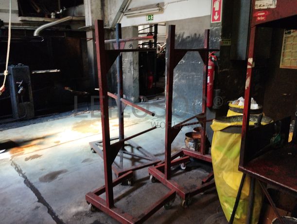 Moldes · Porta paletes· Diversos