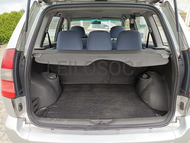 Mitsubishi Spacestar · Ano 2002