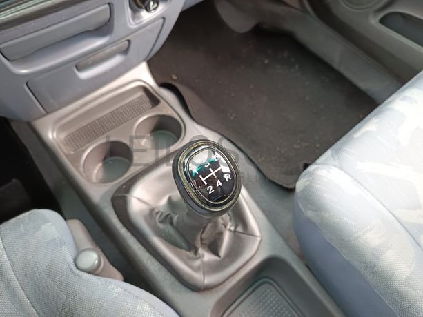 Mitsubishi Spacestar · Ano 2002