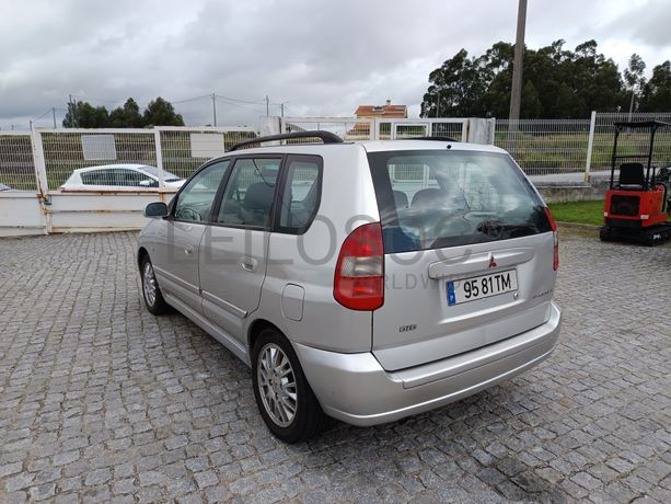 Mitsubishi Spacestar · Ano 2002