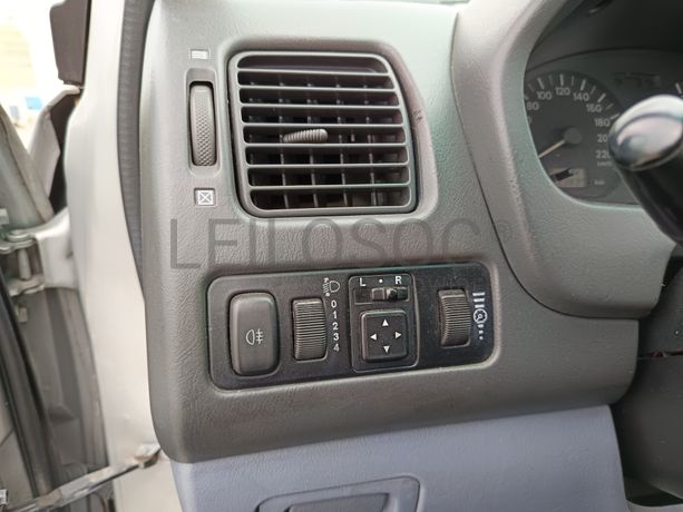 Mitsubishi Spacestar · Ano 2002