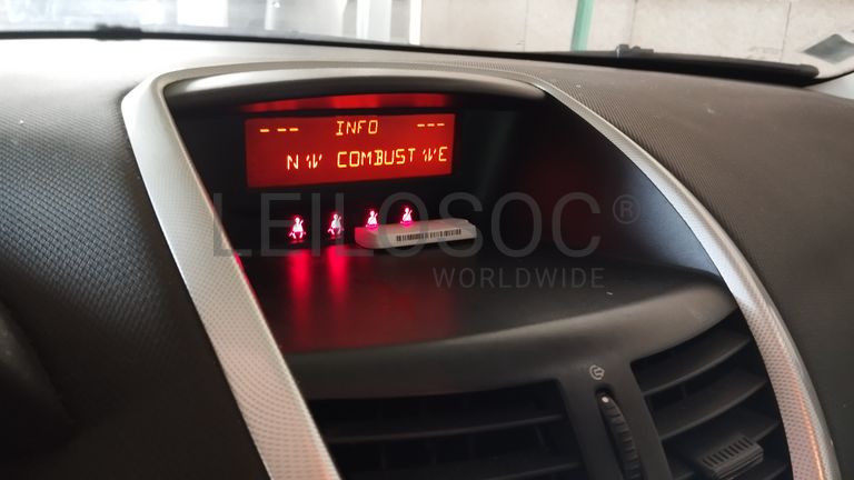 Peugeot 207 SW · Ano 2009