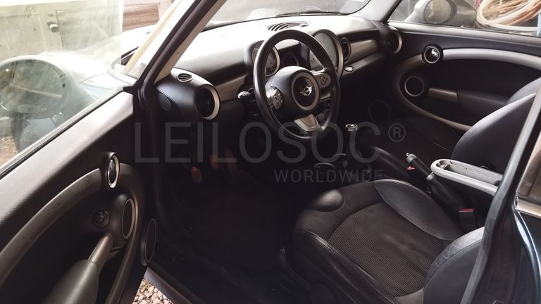 Mini Cooper D Clubman · Ano 2014