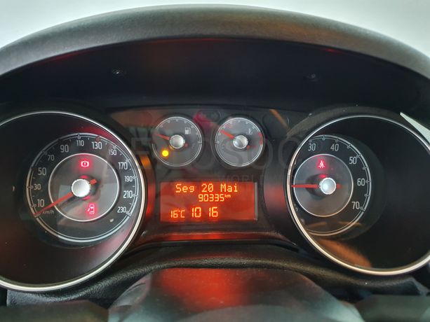 Fiat Punto · Ano 2015