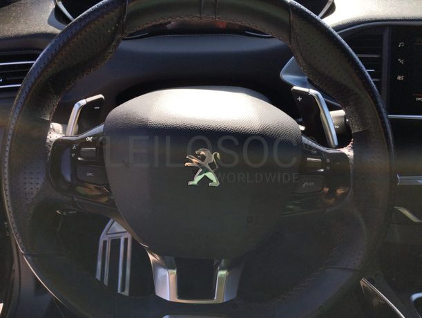 Peugeot 308 · Ano 2020