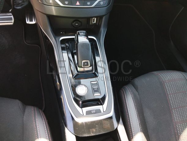 Peugeot 308 · Ano 2020