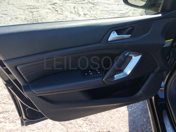 Peugeot 308 · Ano 2020