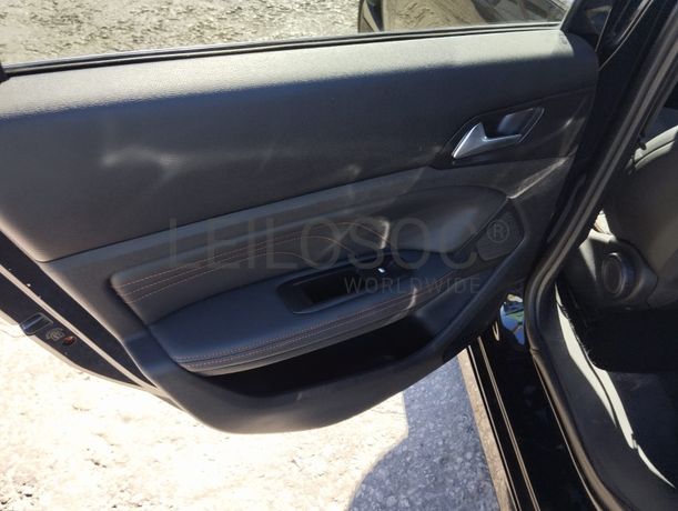 Peugeot 308 · Ano 2020