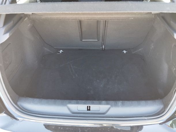 Peugeot 308 · Ano 2020