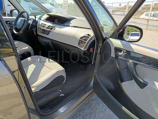 Citroën C4 Picasso · Ano 2011