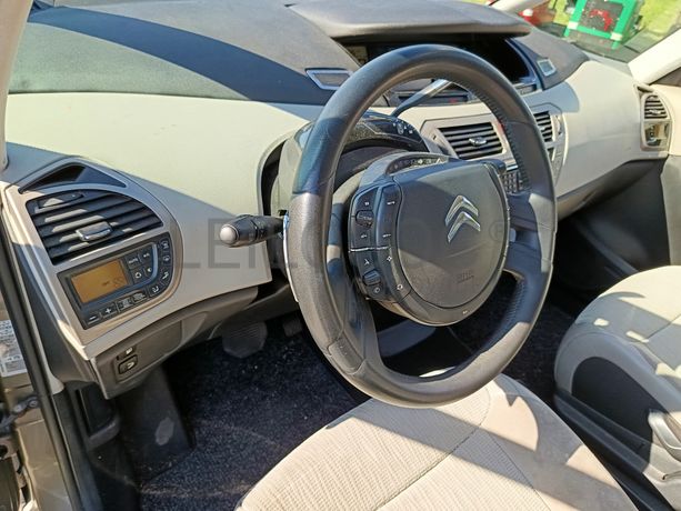 Citroën C4 Picasso · Ano 2011
