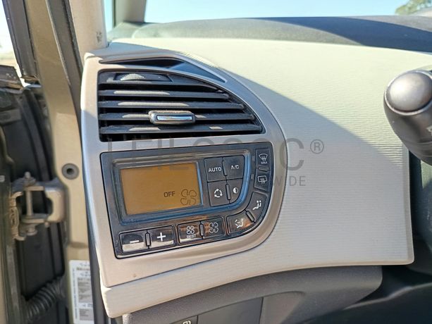 Citroën C4 Picasso · Ano 2011