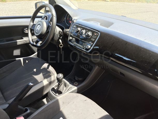 Volkswagen UP · Ano 2016