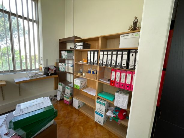 Equipamento de Escritório · Diversos