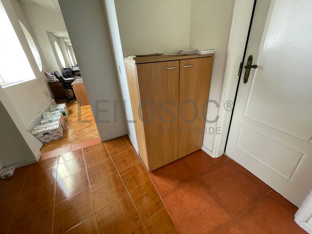 Equipamento de Escritório · Diversos