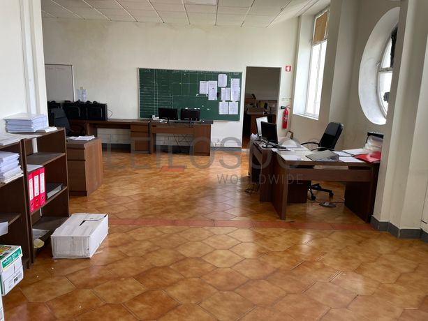 Equipamento de Escritório · Diversos