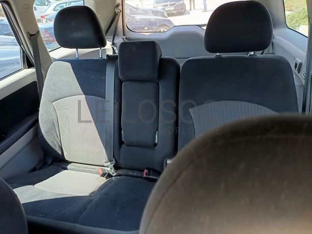 Mitsubishi Grandis 2.0 DI-D · 7 Lugares