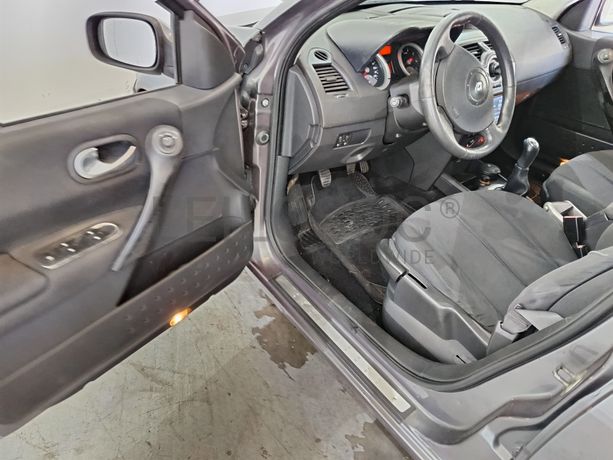 Renault Mégane · Ano 2003