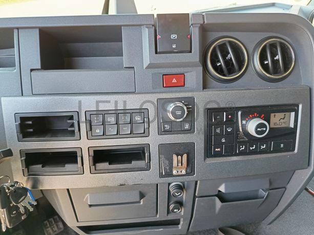 Renault T480 HD001 · Ano 2015