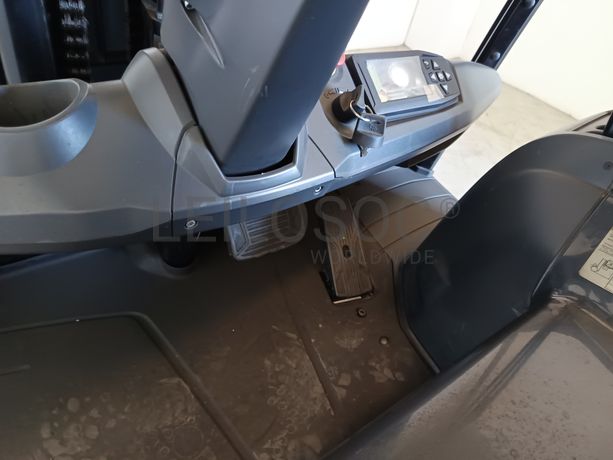 Empilhador Mitsubishi