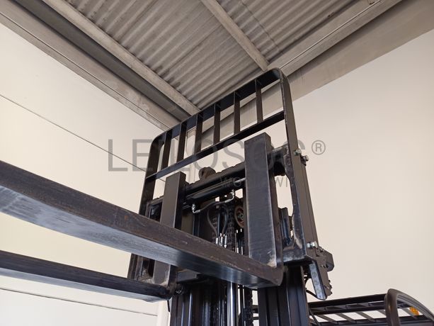 Empilhador Mitsubishi