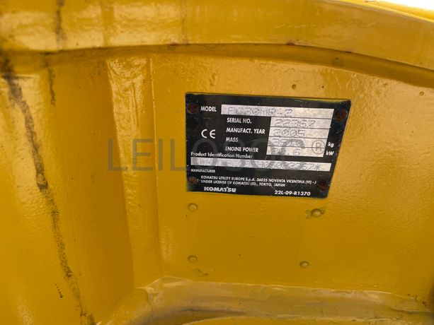 Mini Giratória Komatsu