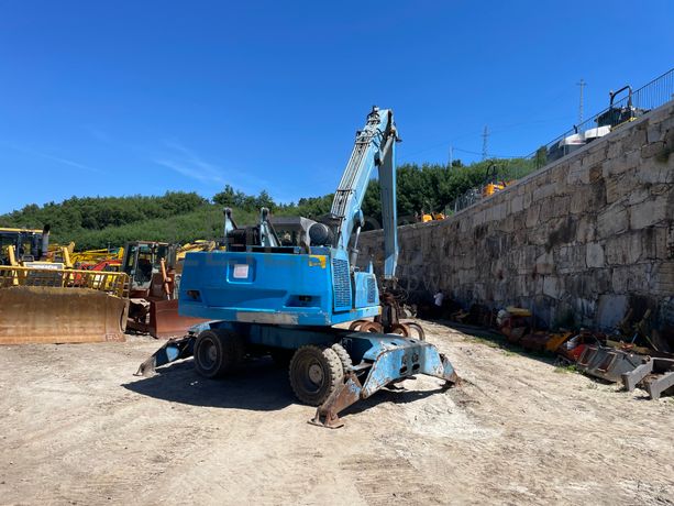 Escavadora Rodas Terex