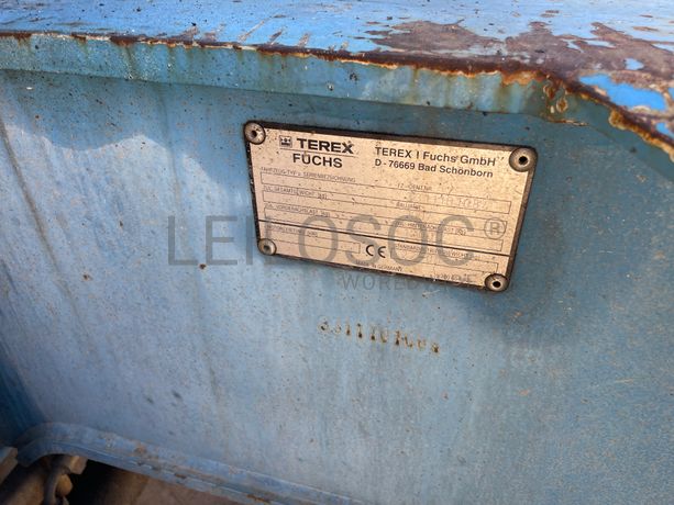 Escavadora Rodas Terex