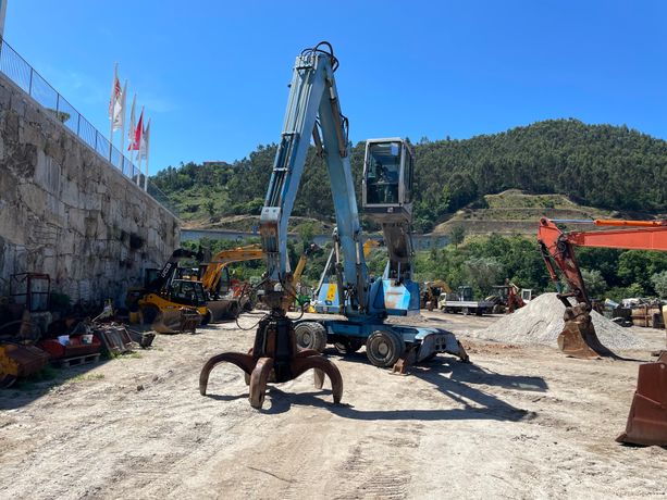 Escavadora Rodas Terex