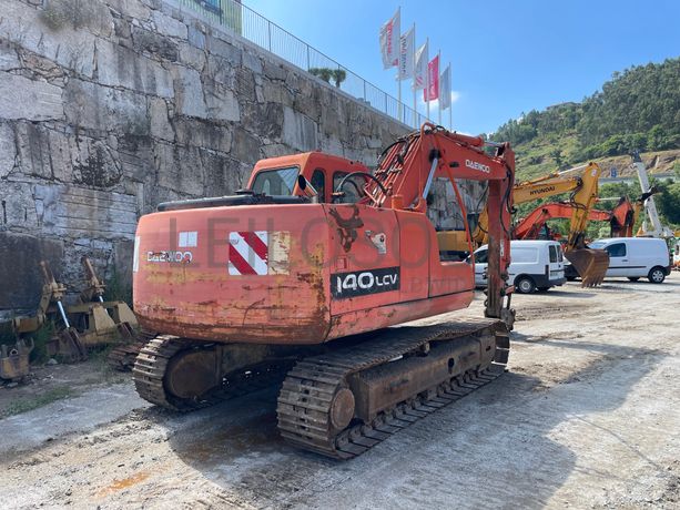 Mini Giratória Daewoo