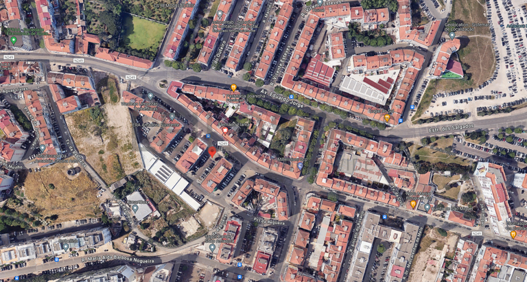 Proporção de 1/2 de Loja · Amadora