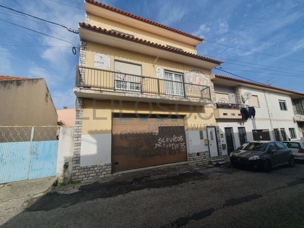 Proporção de 1/2 de Moradia V6 · Bombarral