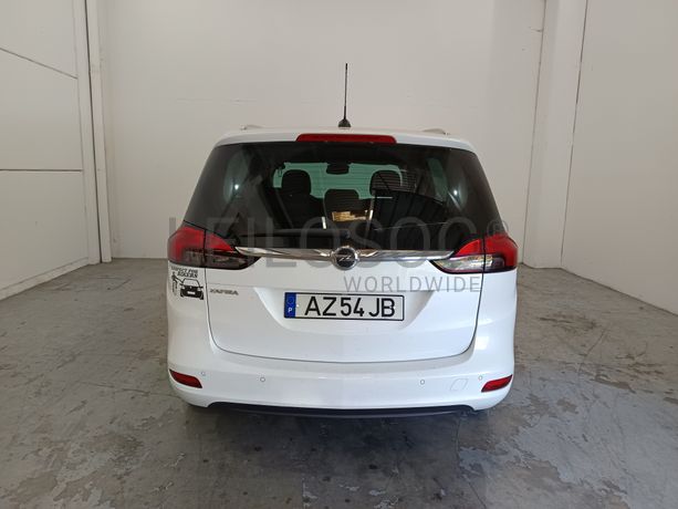 Opel Zafira · Ano 2018