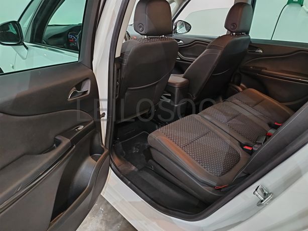 Opel Zafira · Ano 2018