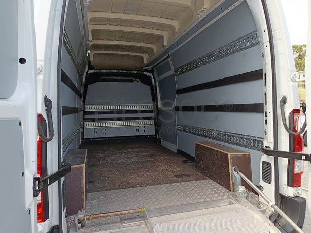 Renault Master · Ano 2019