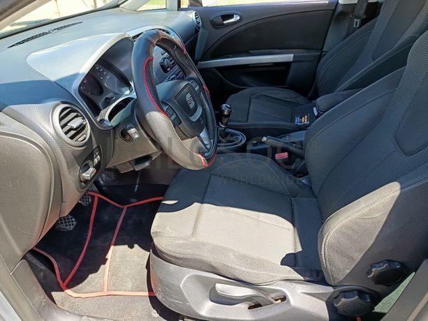 Seat Leon · Ano 2010